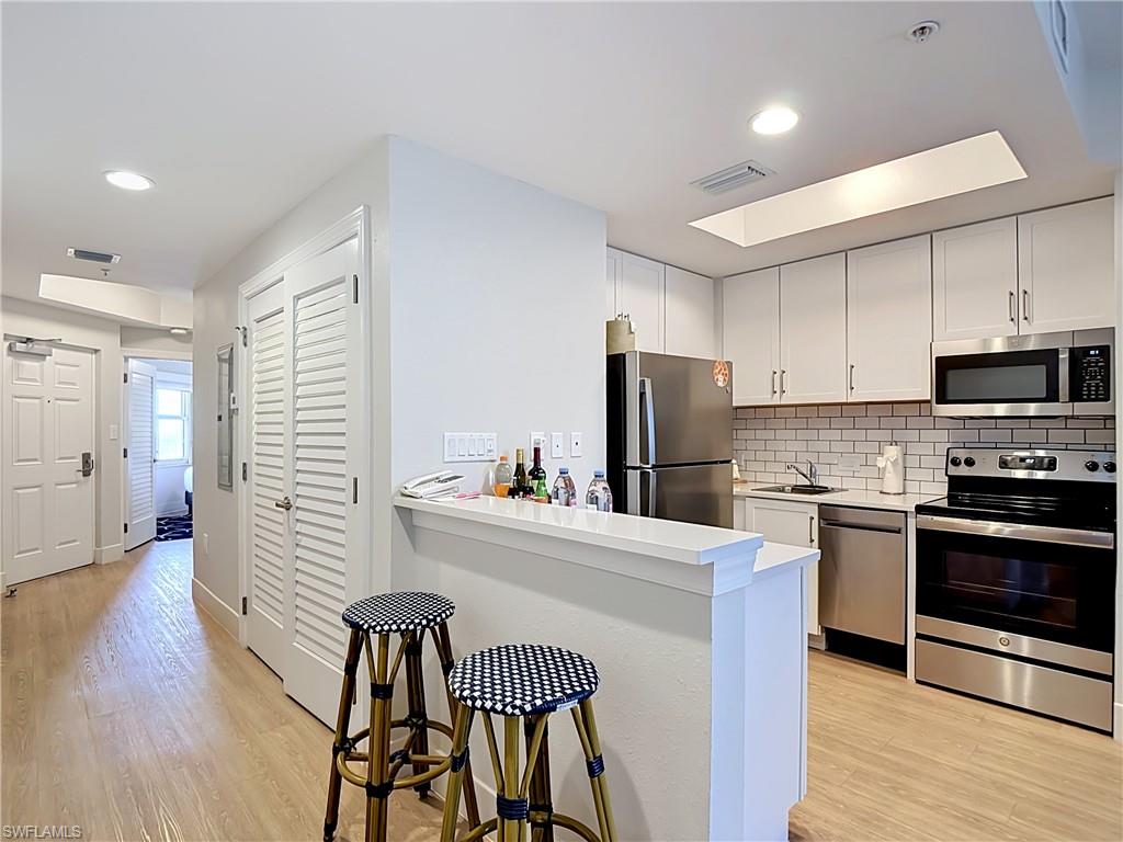 WHITE SANDS CONDO - Residential
