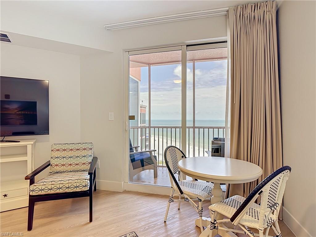 WHITE SANDS CONDO - Residential