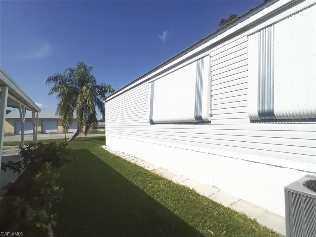 MOORE HAVEN - Residential