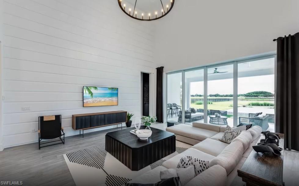 OPUS STONE - Residential