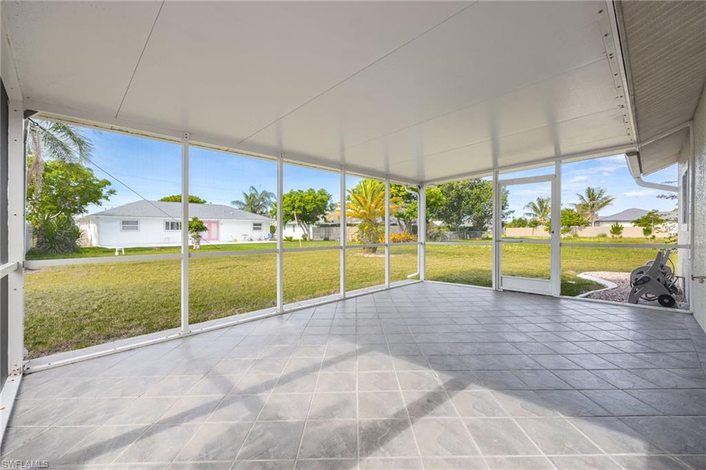 CAPE CORAL - Residential