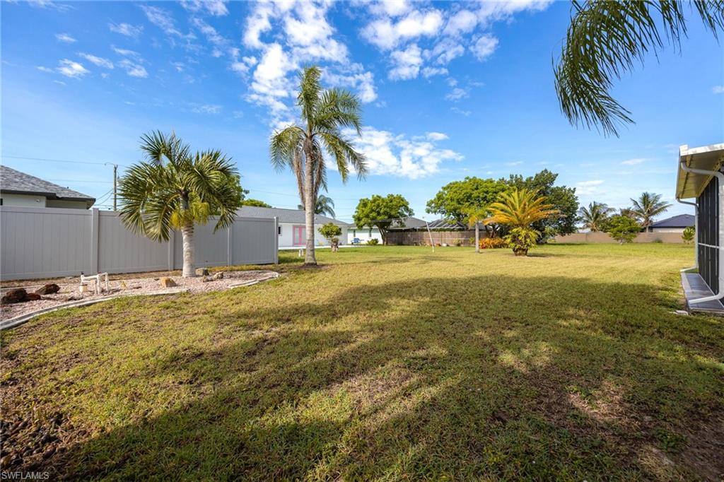 CAPE CORAL - Residential