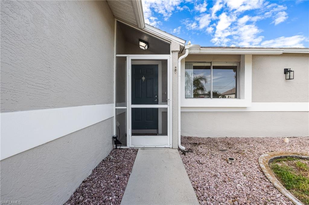 CAPE CORAL - Residential