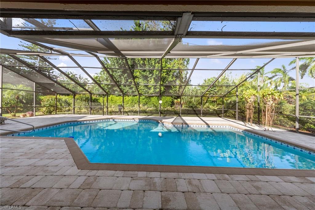 SPANISH WELLS - Residential