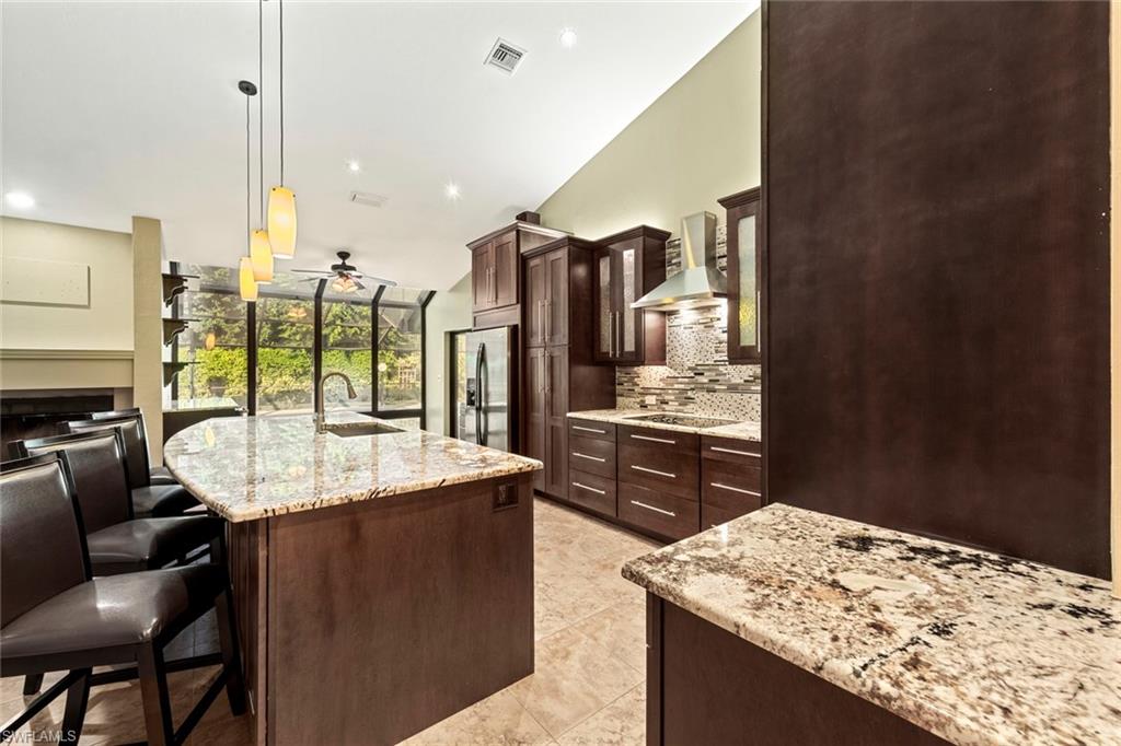 SPANISH WELLS - Residential