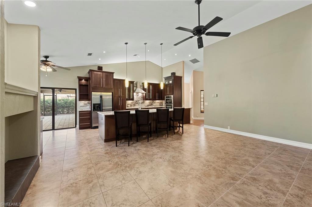 SPANISH WELLS - Residential