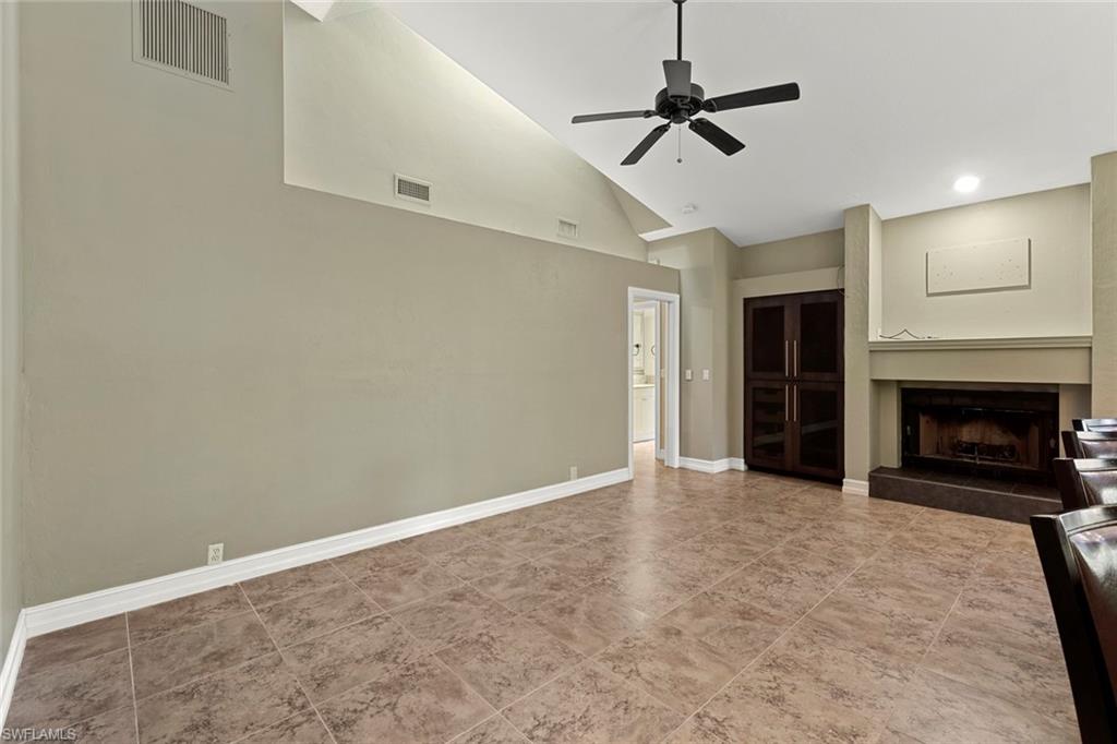 SPANISH WELLS - Residential