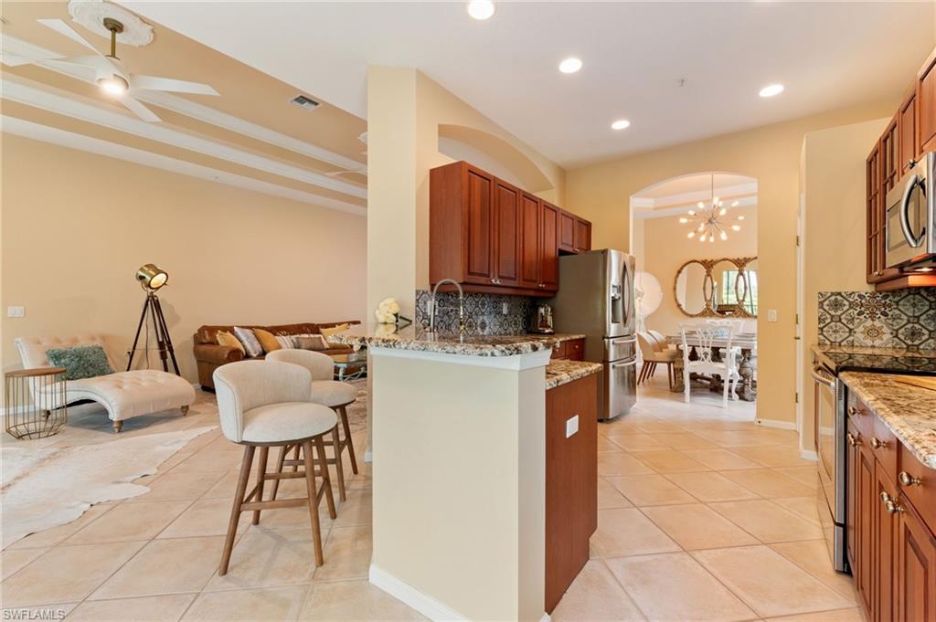 VALENCIA - Residential Lease
