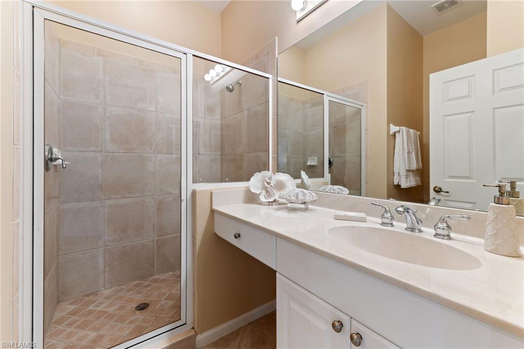 VALENCIA - Residential Lease