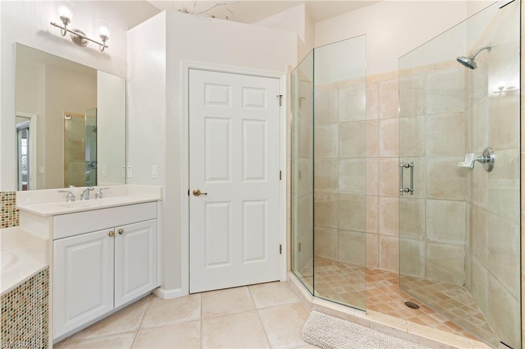 VALENCIA - Residential Lease