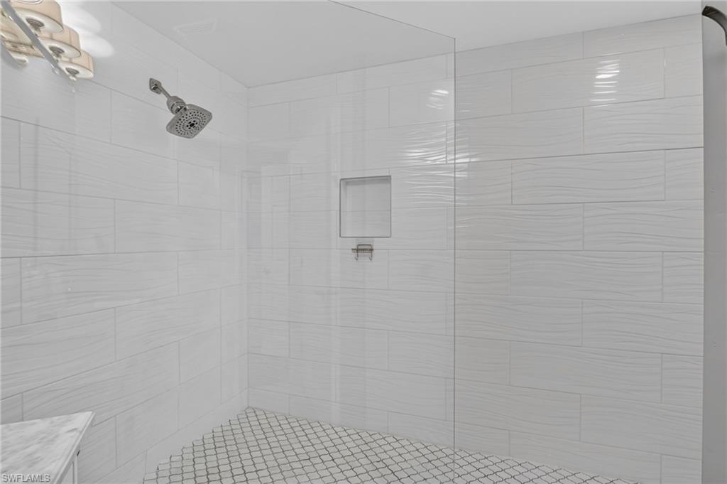 JASMINE POINTE - Residential Lease