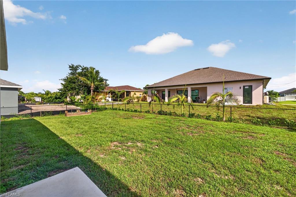 CAPE CORAL - Residential