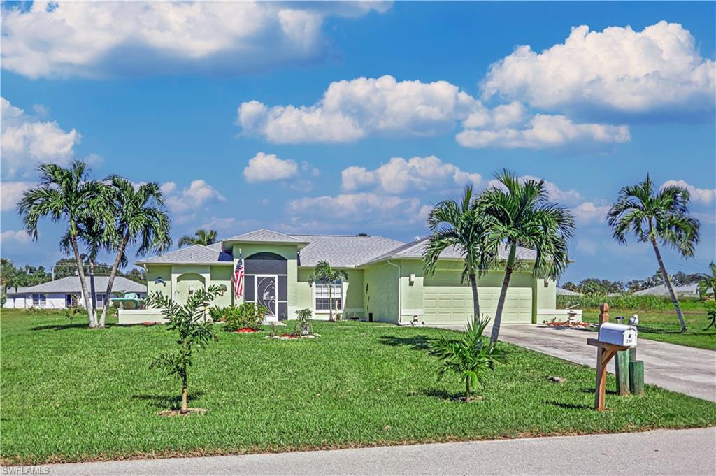 CAPE CORAL - Residential