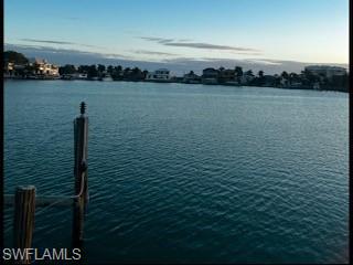 ISLES OF CAPRI - Land