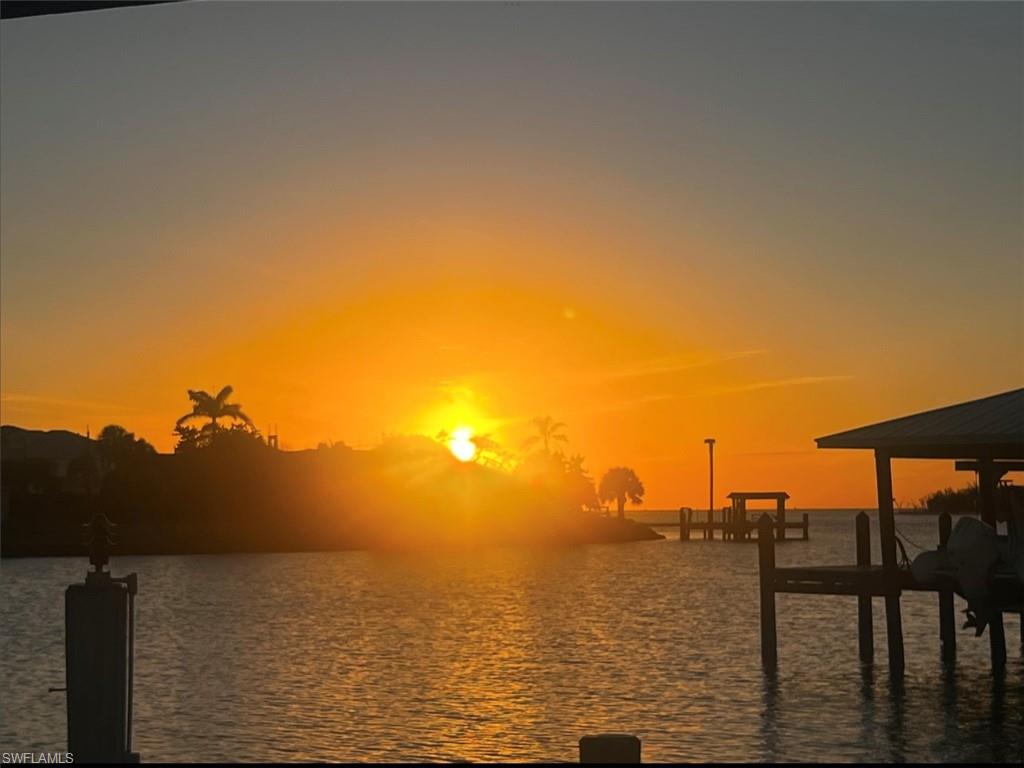 ISLES OF CAPRI - Land