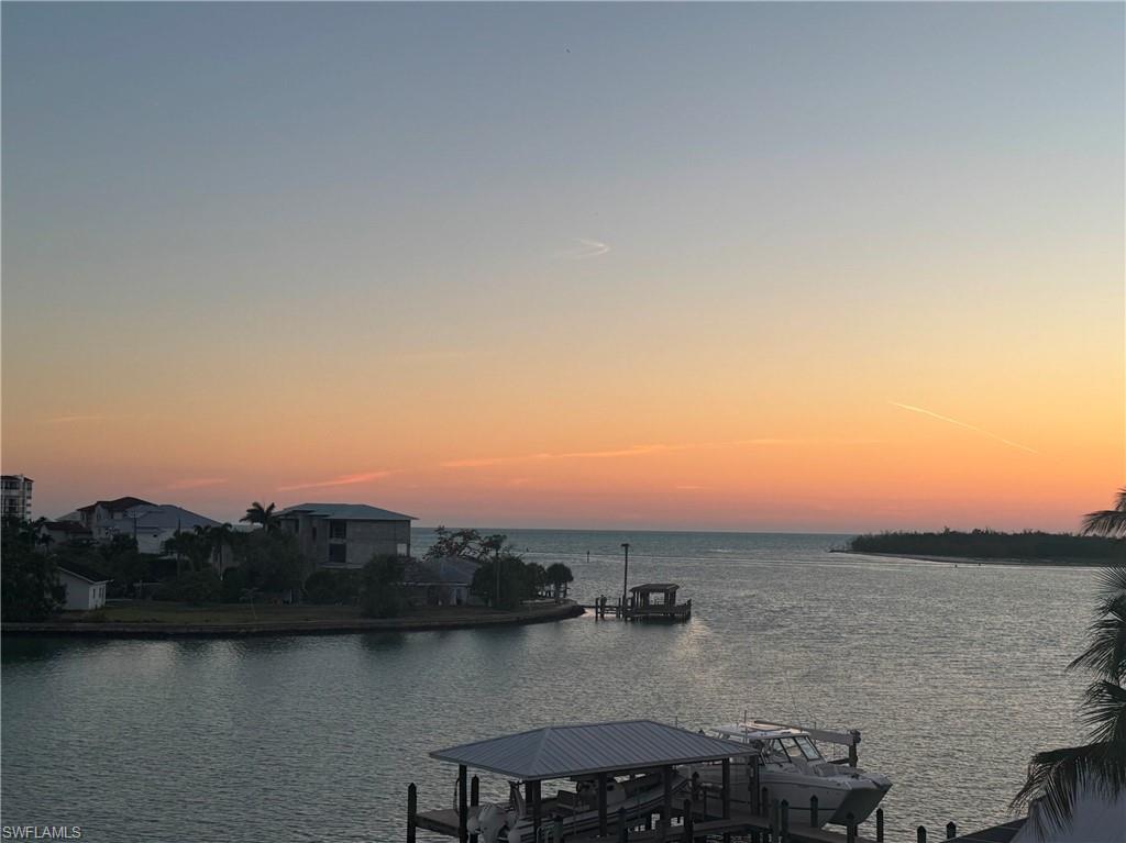 ISLES OF CAPRI - Land