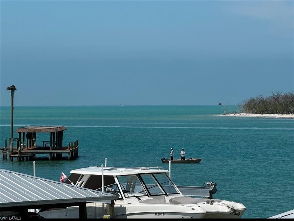 ISLES OF CAPRI - Land