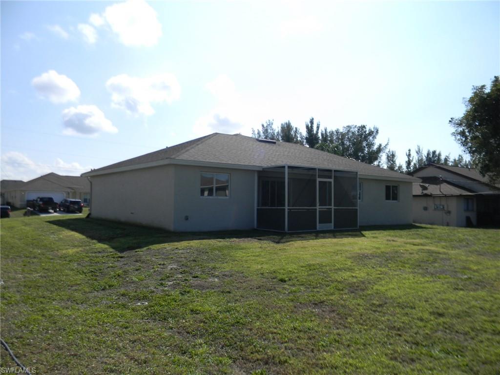 CAPE CORAL - Residential