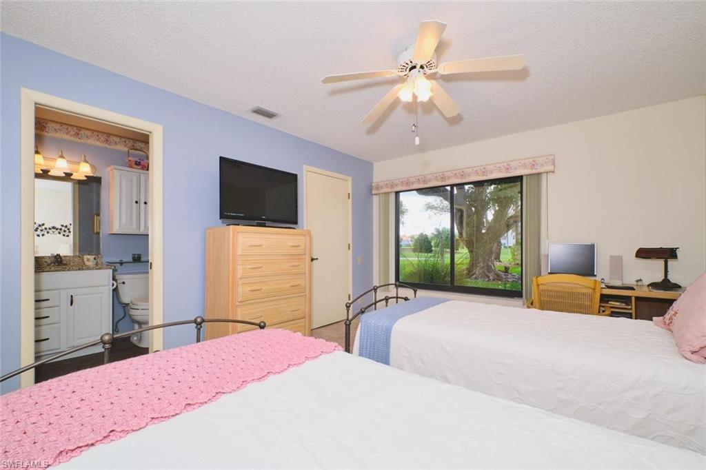 SEVEN LAKES - Residential