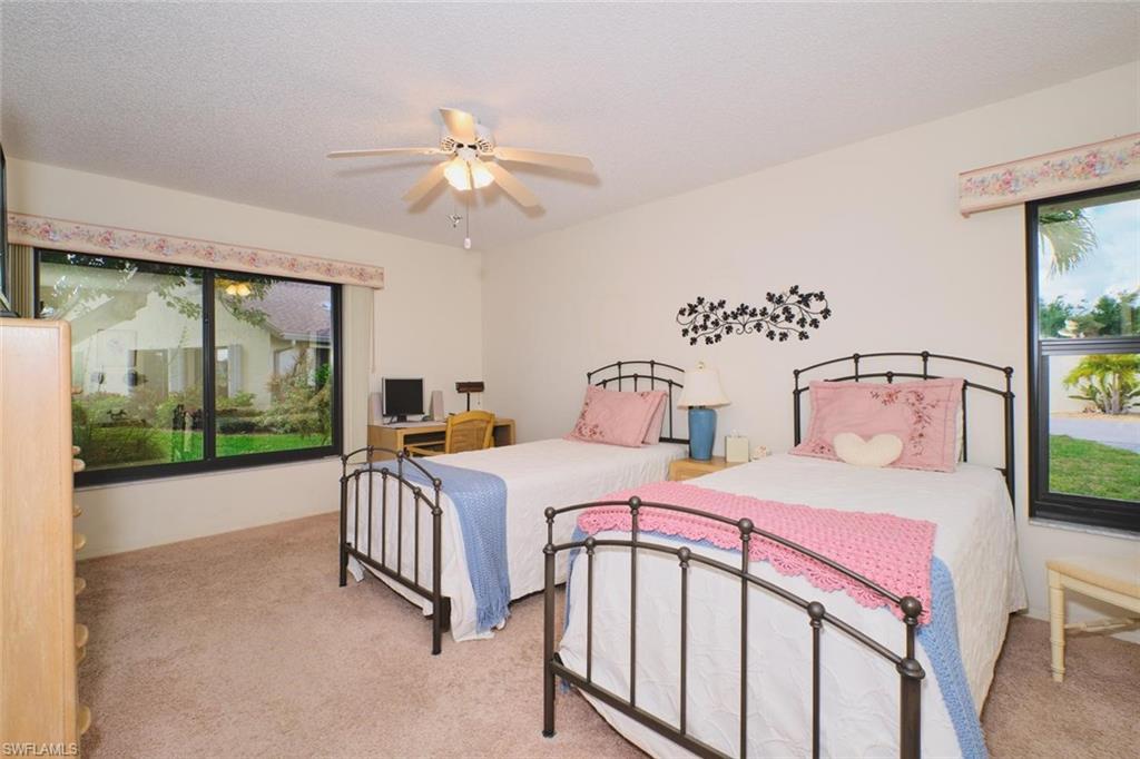 SEVEN LAKES - Residential