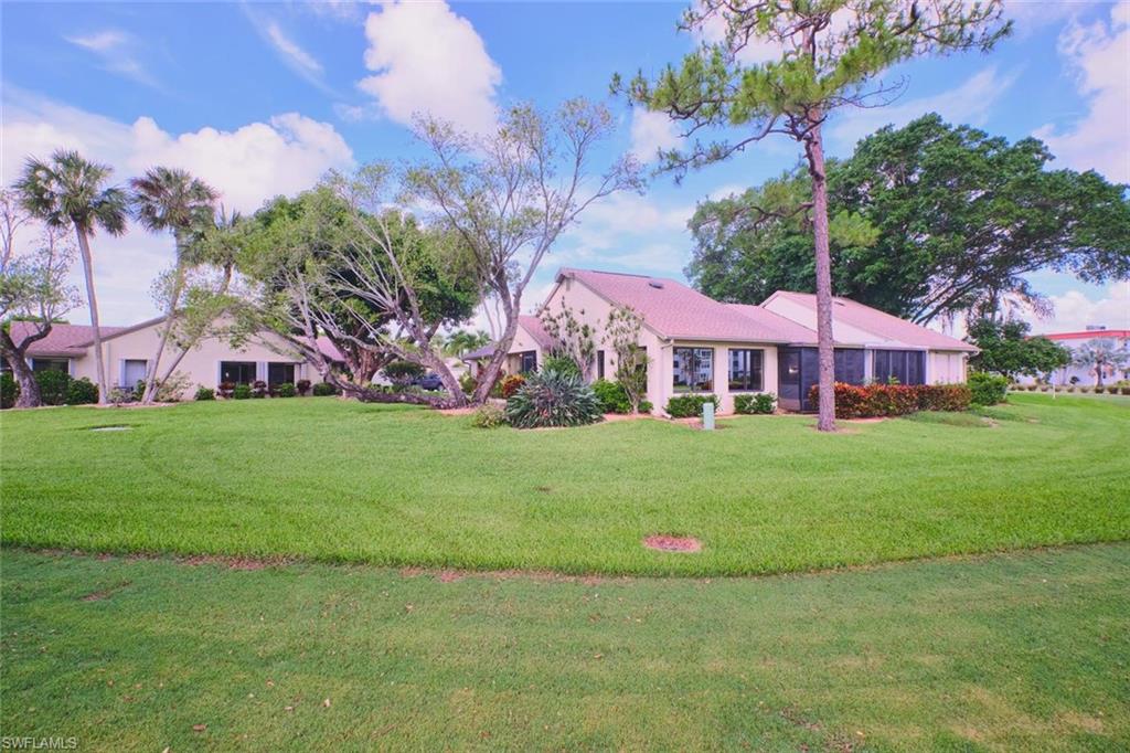 SEVEN LAKES - Residential