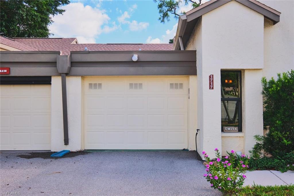 SEVEN LAKES - Residential