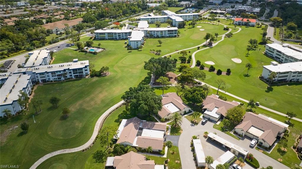 SEVEN LAKES - Residential