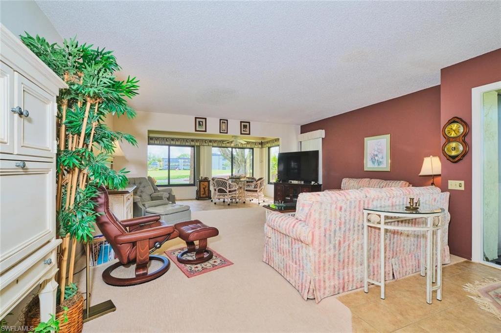 SEVEN LAKES - Residential