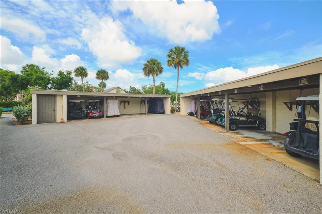 SEVEN LAKES - Residential