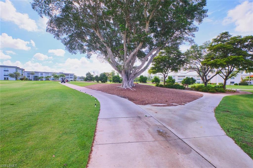 SEVEN LAKES - Residential