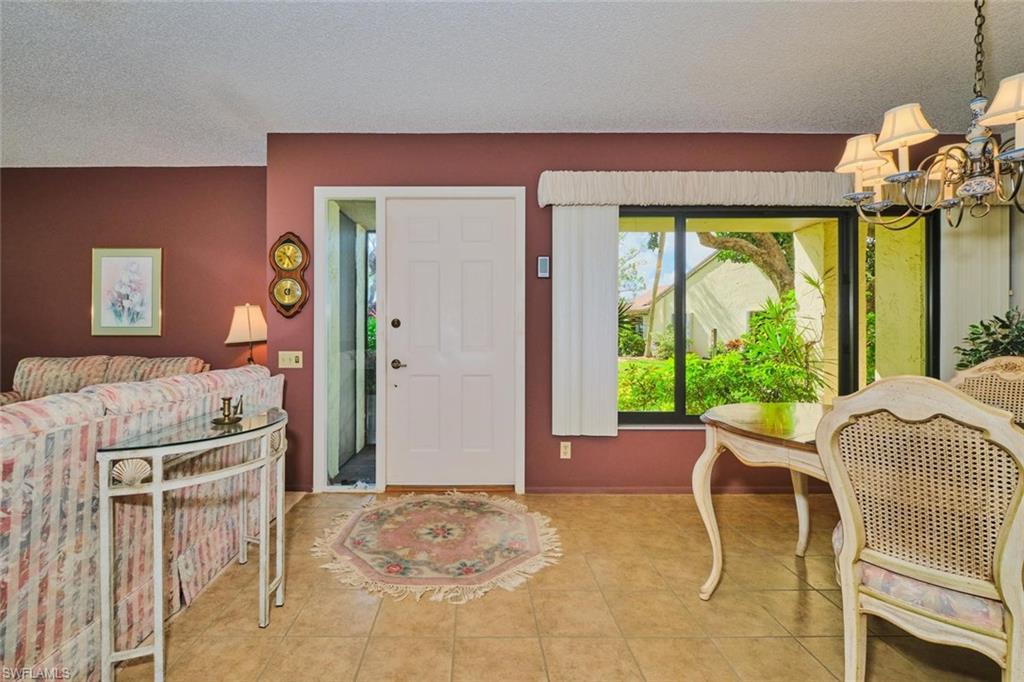 SEVEN LAKES - Residential