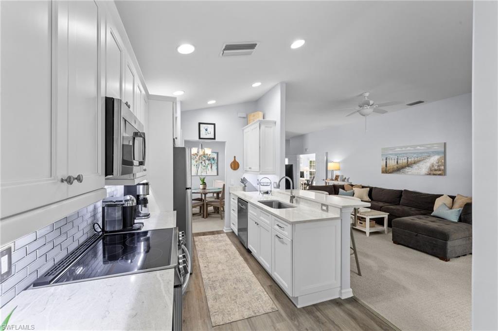 HIDDEN COVE - Residential Lease