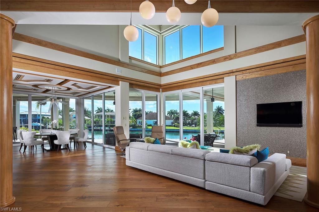 PARK SHORE - Residential