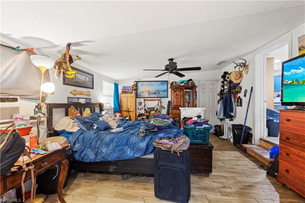 NORTH FORT MYERS - Residential