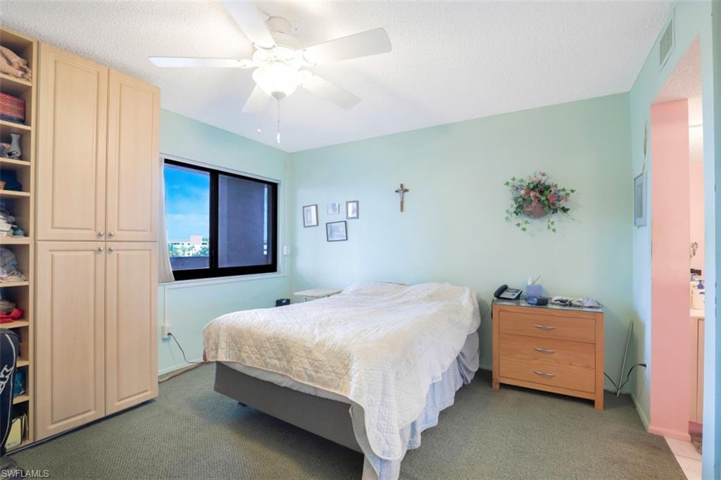 SEVEN LAKES - Residential