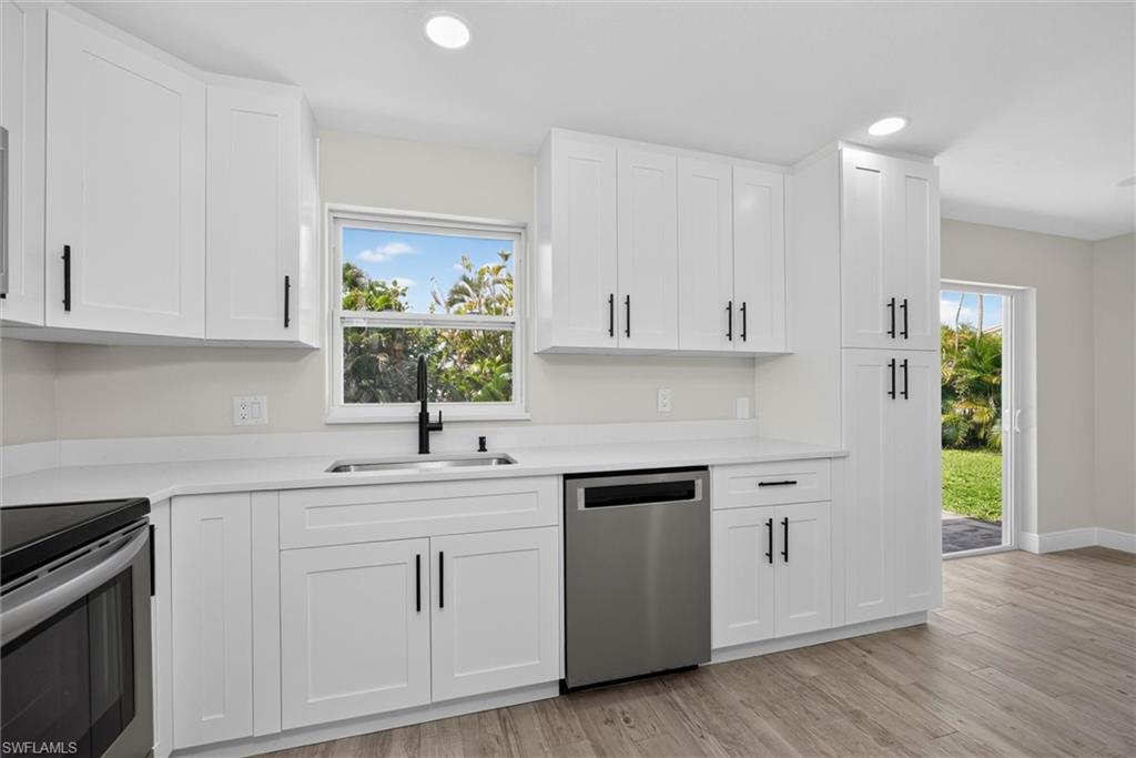 CYPRESS LAKE ESTATES - Residential