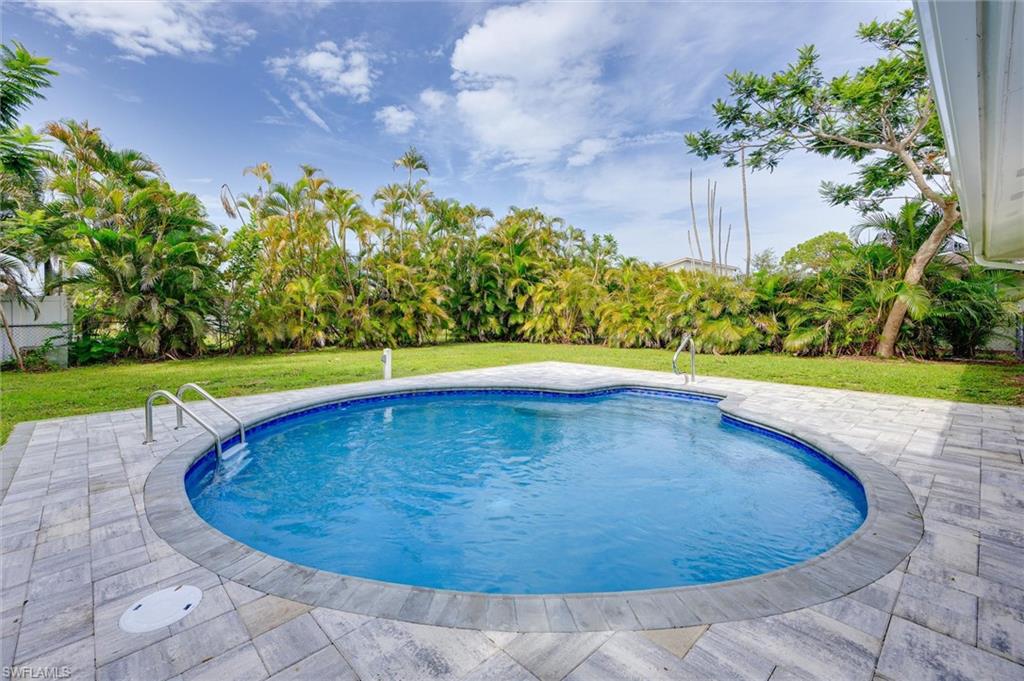 CYPRESS LAKE ESTATES - Residential