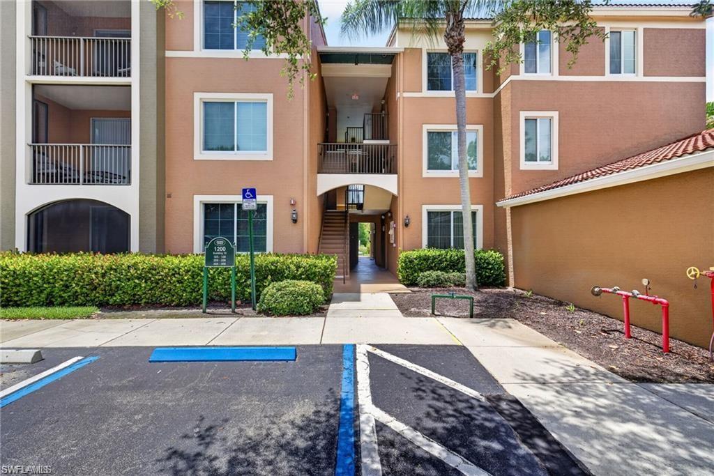RESERVE AT NAPLES - Residential Lease