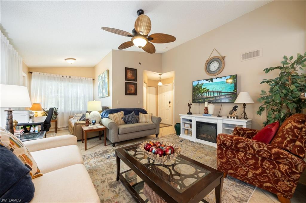VENETIAN PALMS - Residential