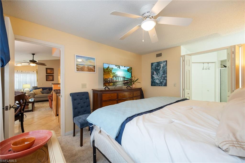 VENETIAN PALMS - Residential