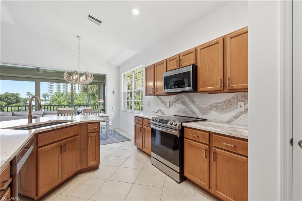 BAY POINTE AT BONITA BAY - Residential