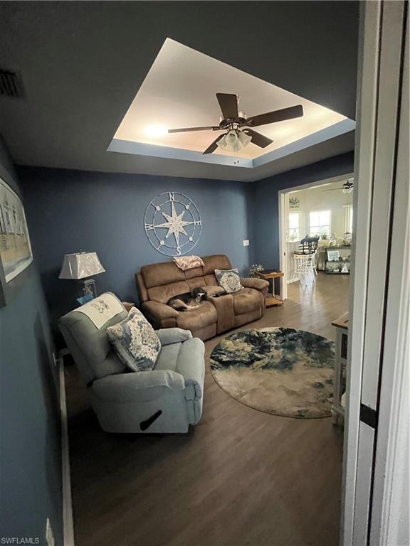 SABAL SPRINGS GOLF AND RACQUET CLUB - Residential