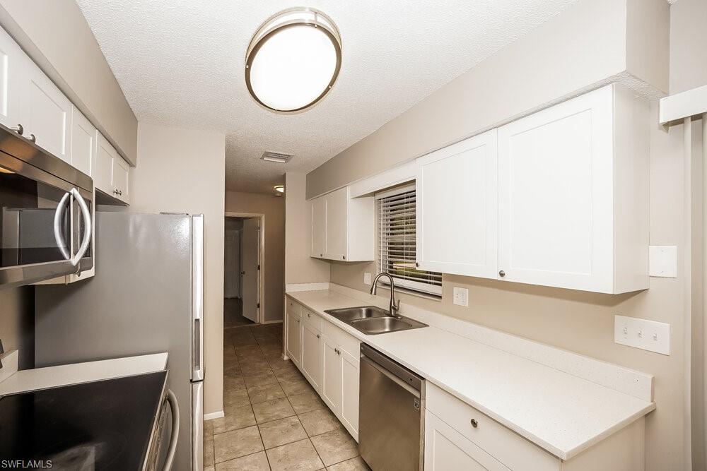 ENGLEWOOD ISLES - Residential Lease