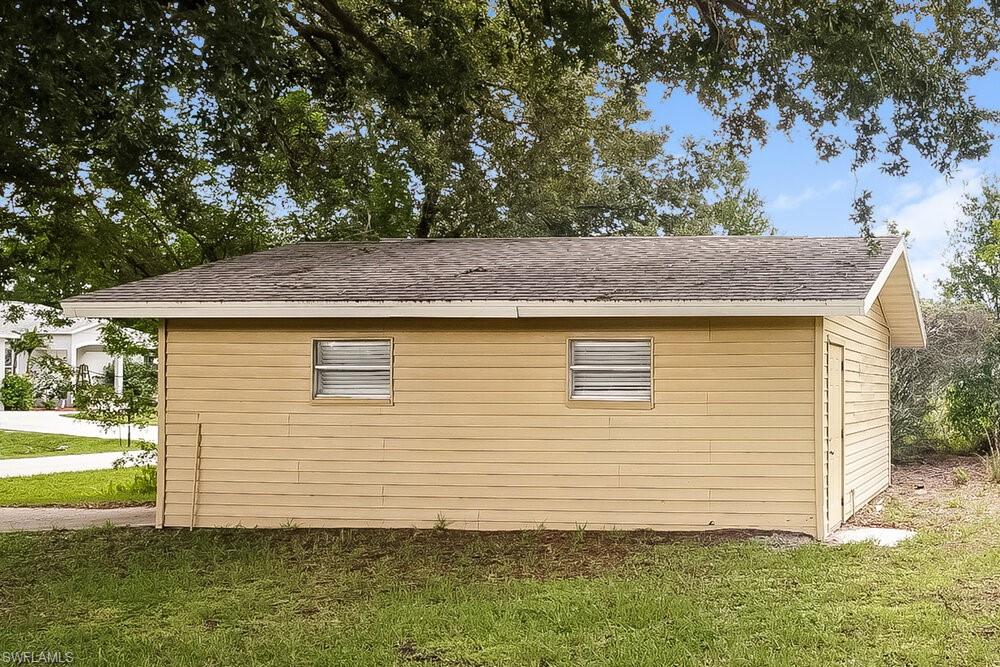 ENGLEWOOD ISLES - Residential Lease