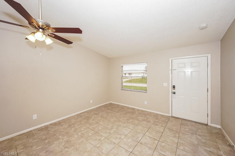 ENGLEWOOD ISLES - Residential Lease