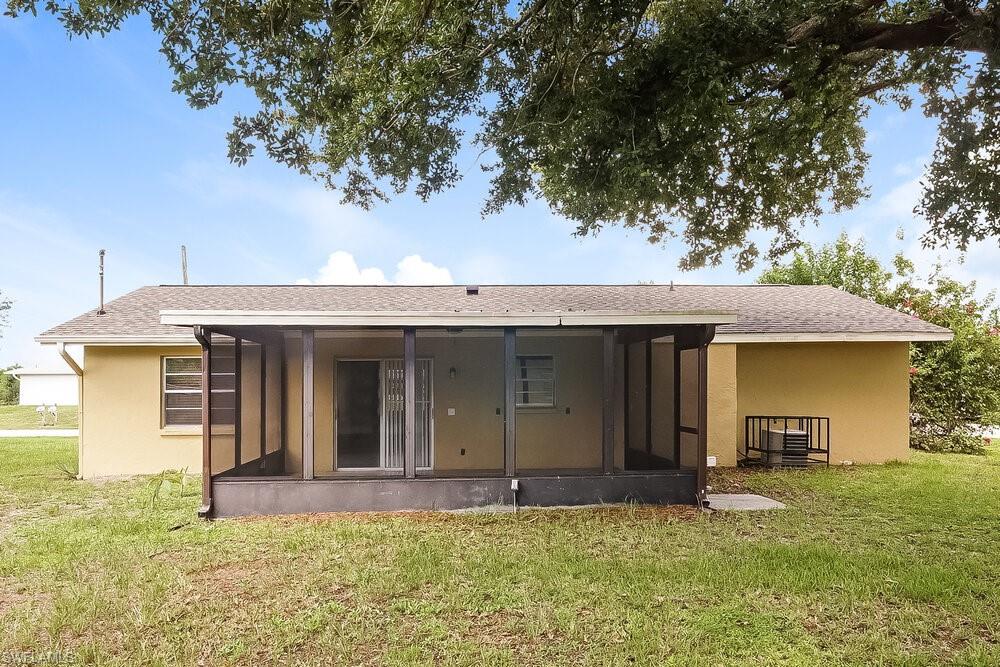 ENGLEWOOD ISLES - Residential Lease