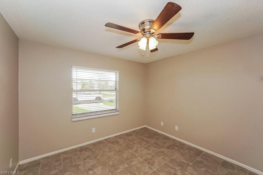 ENGLEWOOD ISLES - Residential Lease