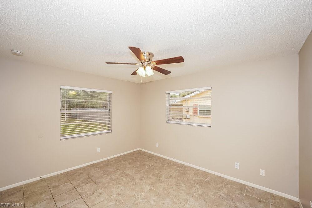 ENGLEWOOD ISLES - Residential Lease