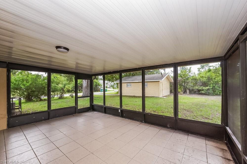 ENGLEWOOD ISLES - Residential Lease