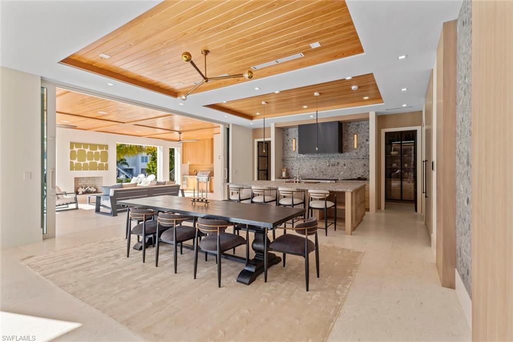 AQUALANE SHORES - Residential